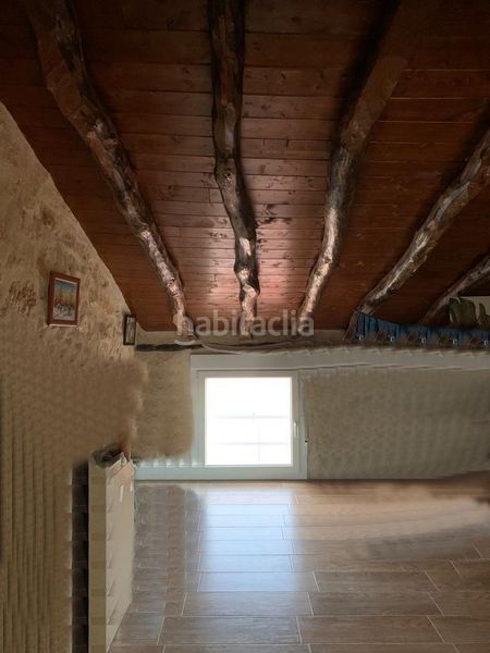 Foto 8002fd39-c879-409c-acbe-955ac7abdf63. Casa amb calefacció aparcament a Requena