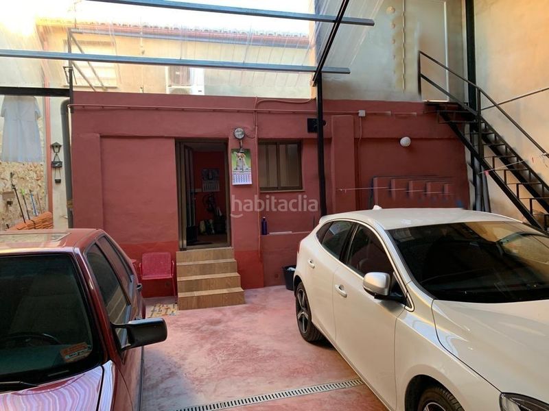 Foto e8c9fd22-a4fe-4028-ad7c-e11bbb02d8c7. Casa amb calefacció aparcament a Requena