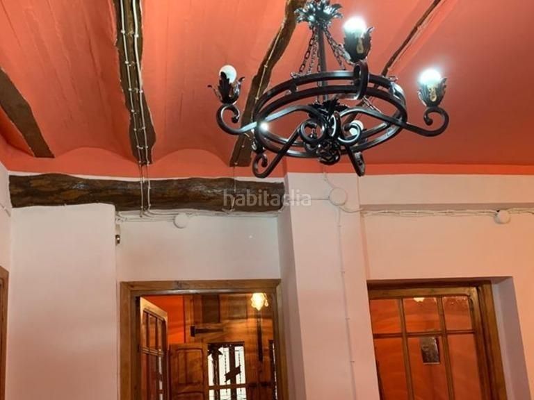 Foto ec2fb3d2-11fa-4995-a7ee-c4e1814f346e. Casa amb calefacció aparcament a Requena