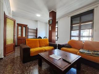 Lloguer Pis a Russafa. Alquiler de piso en pleno centro de la ciudad