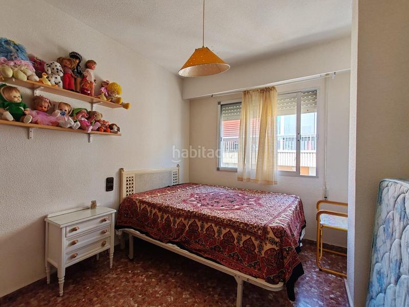 Foto f0f2db16-8c97-4252-b1e7-e45703183062. Etagenwohnung in El Perelló Sueca