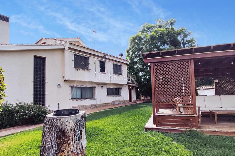 Foto aab2ed62-e1d5-4f60-b2f3-032a03507031. Chalet  lujo en Montealegre, leliana exclusividad, amplitud y calidad de vida en Eliana (l´)