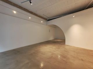 Local Comercial a El Pilar. Venta de local  oportunidad única en el corazón histórico de val