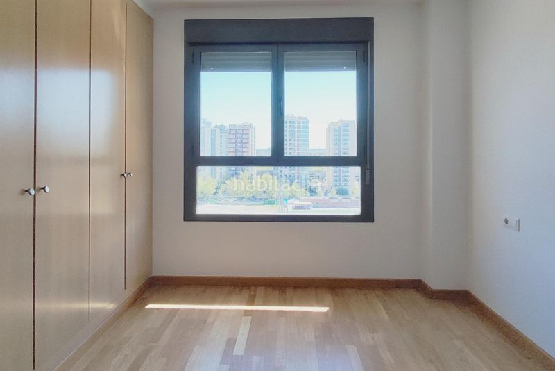 Piso vivienda en novena planta con vistas al mar y garaje en ciutat de les arts i les ciències en Valencia - Imagen 19