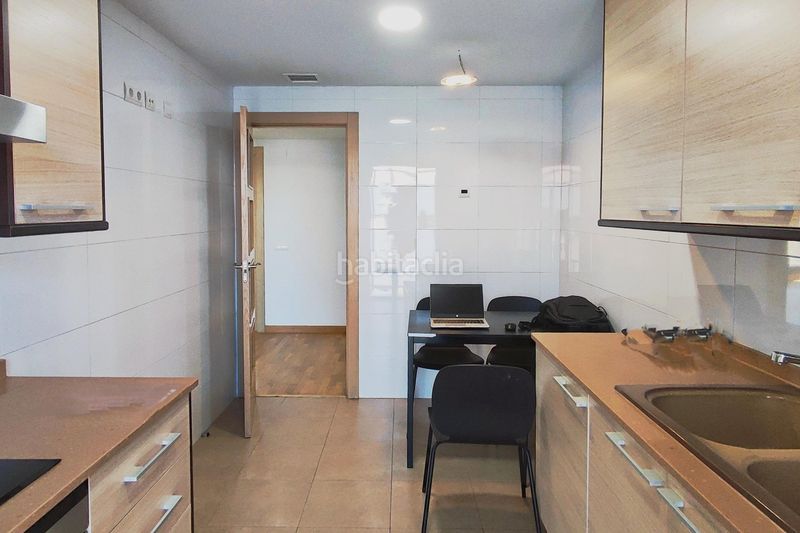 Piso vivienda en novena planta con vistas al mar y garaje en ciutat de les arts i les ciències en Valencia - Imagen 16