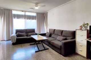 Appartement  Calle burjasot. Piso en venta en les tendetes