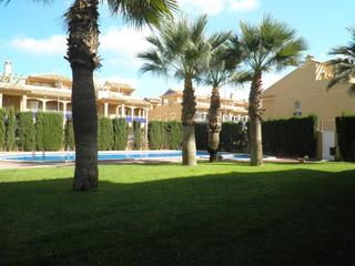 Apartament  N/a. Bajo apartamento 90m , el garbanzalla unin ,urb. los girasoles,