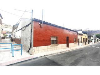 Casa  N/a. Planta baja para reformar portman centro 110m. esquina.