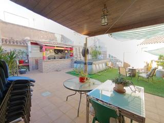 Casa  N/a. Planta baja 256m con patio de 80m,cochera 65m el garbanzal la un