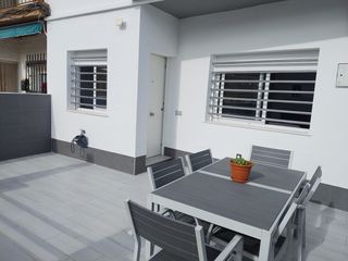 Duplex  Calle mina tomasa. Dúplex completamente reformado portman 139.000 porche, patio, 3