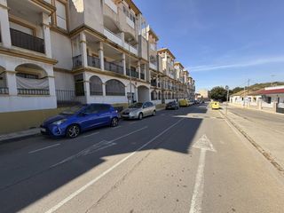 Posto auto  Avenida enrique tierno galvan. Plaza de parkig , residencial ribera golfla unión 5.500