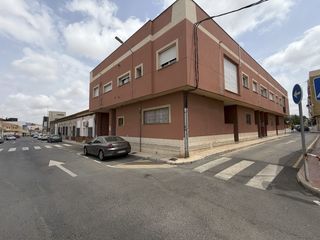 Etagenwohnung  Calle san luis. 1º piso esquina el garbanzal  la unión 101m, 3 dorm. 2 baños, pl