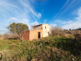 Wohngrundstck  Partida sagarro. Masia con reloj de sol!