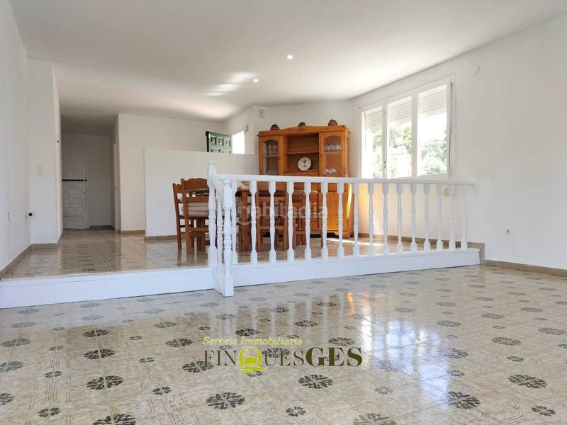 Foto 1f171b88-7ab5-458b-8548-1e75c9b57117. Chalet con parcheggio in La Mora Tarragona