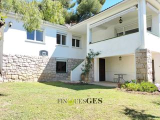 Chalet  Carrer ripollès. A 200m de la playa!!!