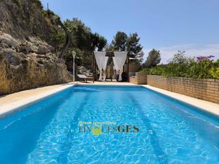 Chalet  Carrer ripollès. ¡excelente oportunidad!