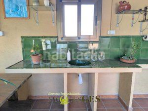 Foto 128f6f55-ab7b-4594-8fc6-029cf430f282. Masia amb xemeneia piscina a Milà (El)