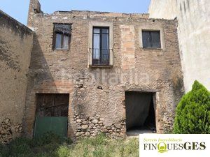 Foto 865af160-fa4c-43e5-b1ff-ccb403d9f73a. Casa amb aparcament a Alcover