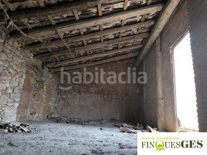 Foto a8bda43b-bbbc-4978-8116-80ae68234932. Casa amb aparcament a Alcover