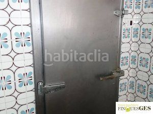 Foto ddb29bae-f507-4a3c-bb3b-4676fa7ccf45. Local comercial a Valls