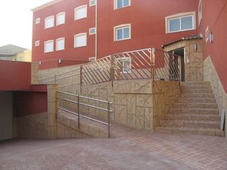 Aparcament cotxe a Don quijote 7. Garaje en venta en centro  replaceta.