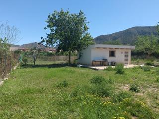 Terrain résidentiel à Garres y Lages. Terreno en venta en huerta.