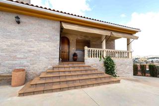 Chalet à Juan 23 21. Chalet en venta en el esparragal, 3 dormitorios.