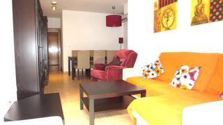 Pis  Isaac peral. Piso en venta en centro, 2 dormitorios.