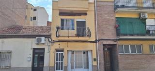 Lloguer Casa a Algezares. Casa en alquiler en centro, 3 dormitorios.