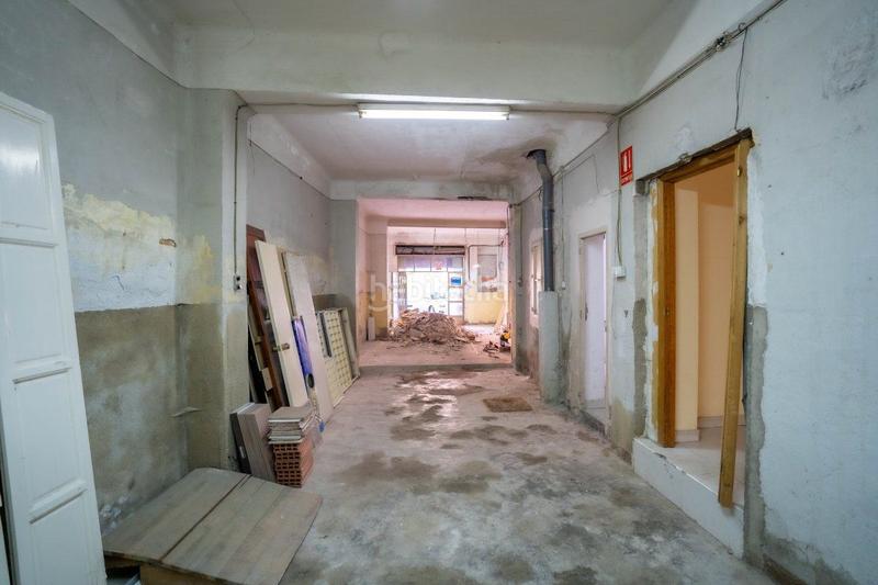 Foto 1ca161ac-9450-4248-abd1-e7fcc0cbf7bc. Alquiler local comercial  a la calle en alquiler en centro, 3 despachos. en Murcia