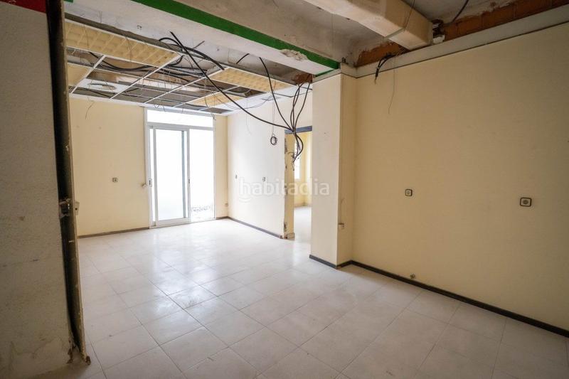 Foto 70ac4ff1-8264-4e05-ba02-007f624006f9. Alquiler local comercial  a la calle en alquiler en centro, 3 despachos. en Murcia