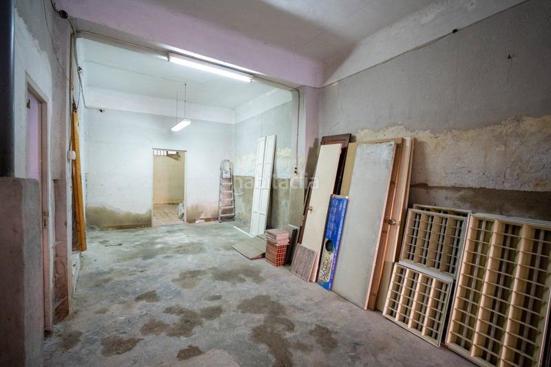 Foto 9fd22f9a-d94f-4985-992a-84006c3f131d. Alquiler local comercial  a la calle en alquiler en centro, 3 despachos. en Murcia