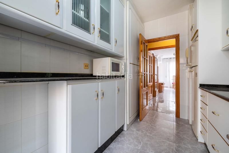 Foto f3d44615-5112-4b7f-a561-8f9fb647a154. Alquiler piso  en alquiler en centro, 3 dormitorios. en Murcia