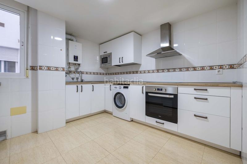 Foto 112d1f9d-81c1-484d-92f0-76209556df9f. Rent flat with heating parking in Algezares Murcia