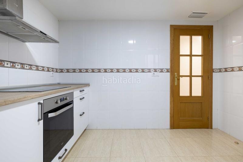 Foto a27988f0-3f54-416c-b455-10a1d399b97e. Rent flat with heating parking in Algezares Murcia