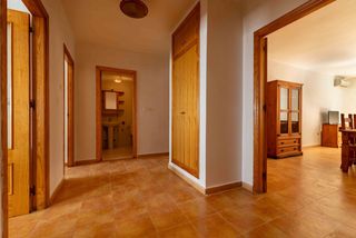 Pis  Abelardo valero. Piso en venta en centro, 2 dormitorios.