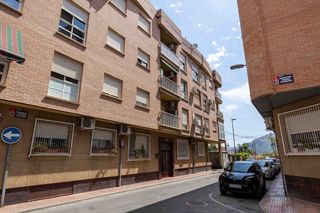Pis  Enrique tierno galvan 13. Piso en venta en santo angel, 2 dormitorios.