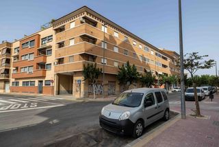 Miete Etagenwohnung in Espinardo. Piso en alquiler en espinardo, 4 dormitorios.