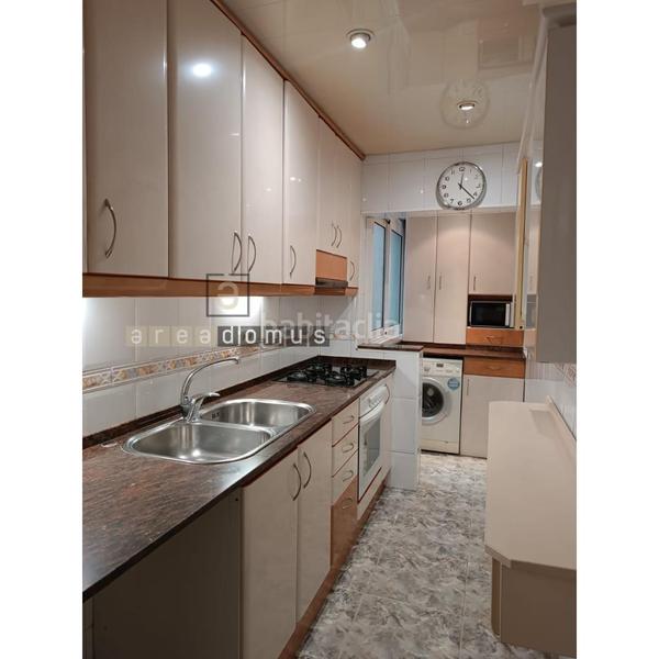 Foto 8a5f290c-efab-4de5-9f9c-ed3376466132. Rent flat in Centre-Can Nadal Sant Feliu de Llobregat