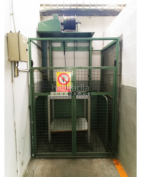 Foto 105ee882-1557-4678-9ee2-b8ade09fde06. Rent industrial building in Can Calders Sant Feliu de Llobregat