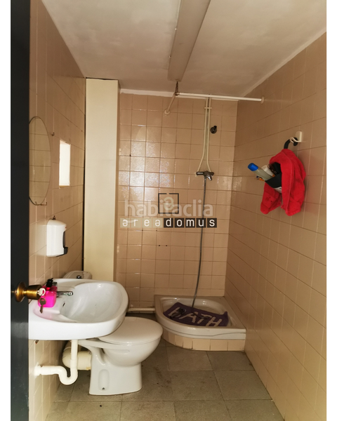 Foto 55af9740-dd5a-47f1-a6b4-030759cce46b. Rent industrial building in Can Calders Sant Feliu de Llobregat