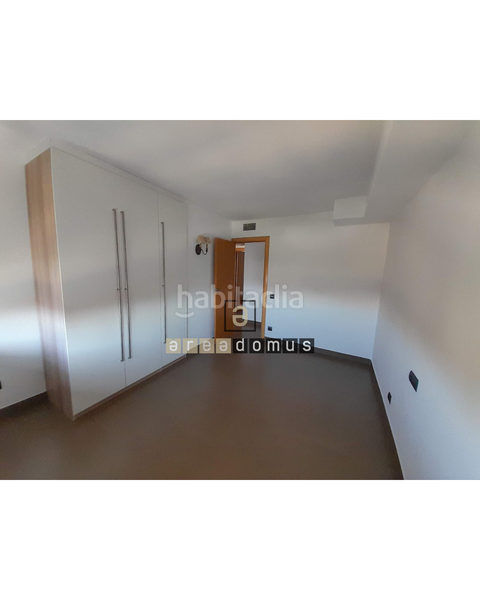 Foto 334856fa-8519-4820-8ab9-71e4bbdc0085. Alquiler piso excelente piso con parking en alquiler zona florida en Hospitalet de Llobregat (L´)