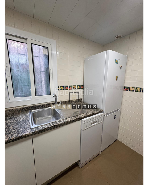 Foto 594c492f-1278-4848-8e76-e19730792b92. Alquiler piso excelente piso con parking en alquiler zona florida en Hospitalet de Llobregat (L´)