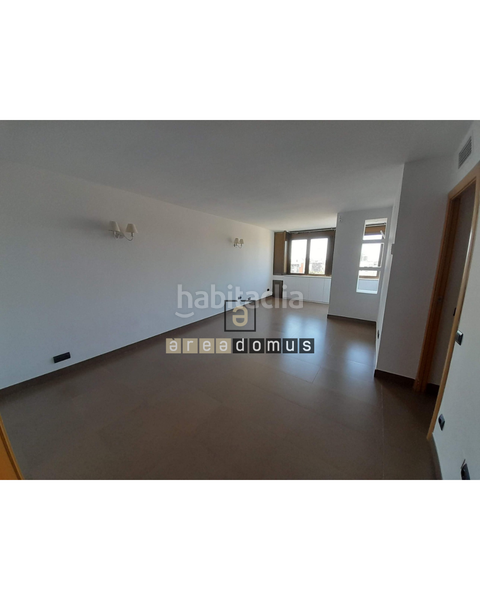 Foto c088e29b-416c-400e-9b3b-7b7eb8bf4ee7. Alquiler piso excelente piso con parking en alquiler zona florida en Hospitalet de Llobregat (L´)