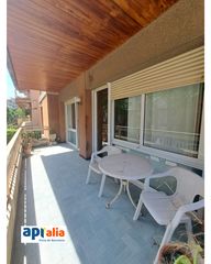 Piso  De les roses. Espectacular inmueble en zona inmejorable roses castellbell