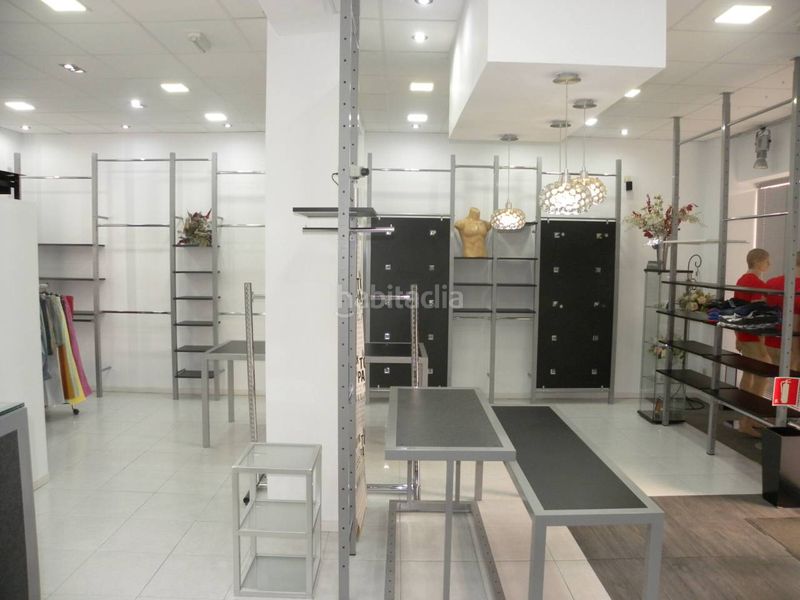 Foto fb2e926e-809c-47bf-8f49-8fb362758fbb. Local comercial a avenida gran vía 11 a Caravaca de la Cruz
