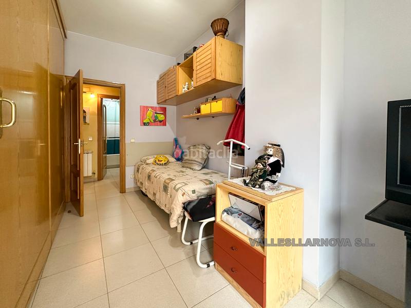 Foto 78d566ac-1d83-44fe-8693-91a09605e3c1. Casa aparellada amb calefacció aparcament a Estació de França Mollet del Vallès