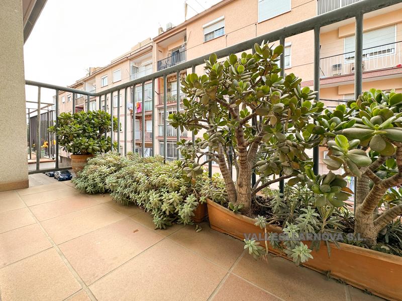 Foto 8bcff5a2-a5b8-477f-97cc-0af62be7b522. Doppelhaus mit heizung parking in Estació de França Mollet del Vallès