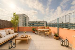 Duplex in Centre. Junto al ayuntamiento