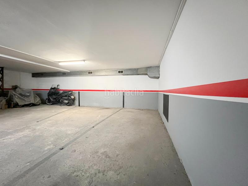 Foto eac9e6a6-88c5-4a5f-802a-45886a991511. Posto moto in Estació del Nord Mollet del Vallès